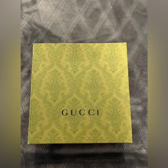 Gucci Leather Belt with Double G Buckle - Picture 12 of 12